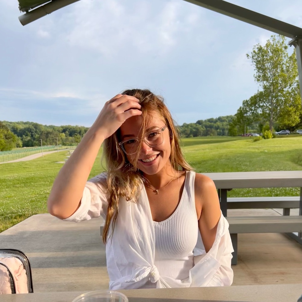 Meet your Posher, Kaleigh